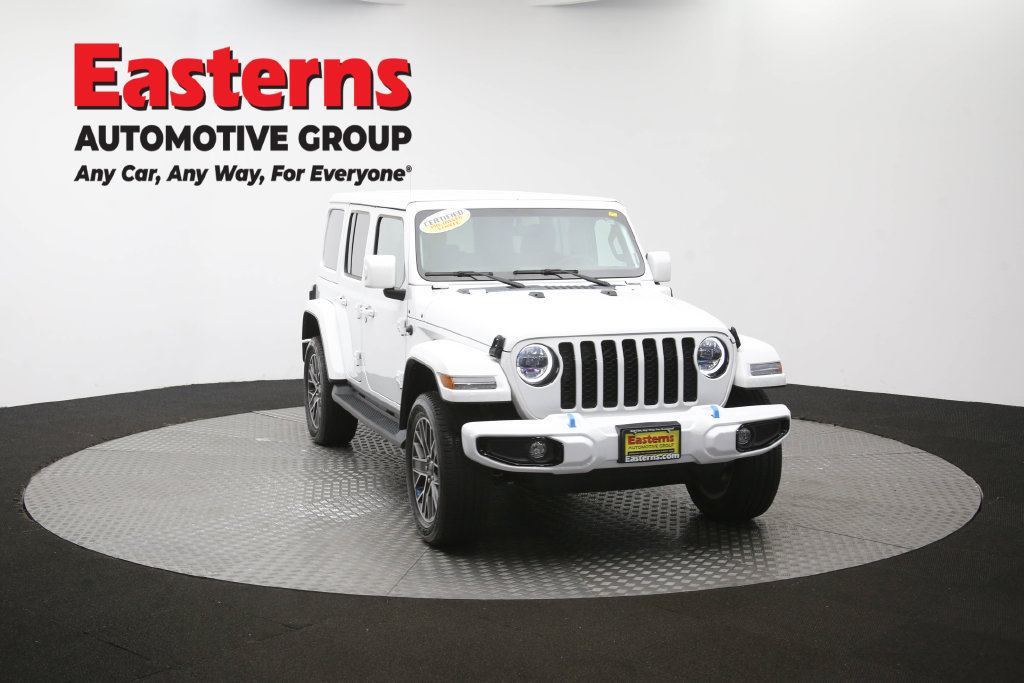 Used 2023 Jeep Wrangler Unlimited Sahara AWD/4WD image 54