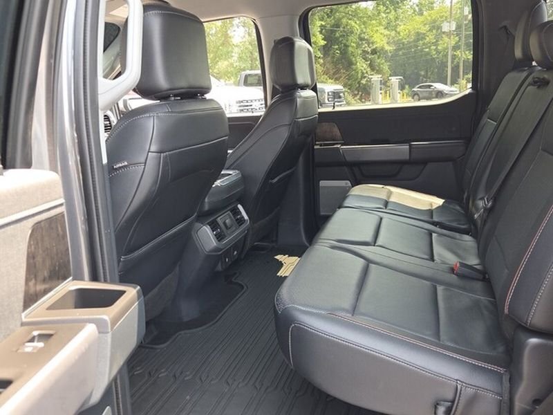 Used 2022 Ford F150 Lariat AWD/4WD image 9
