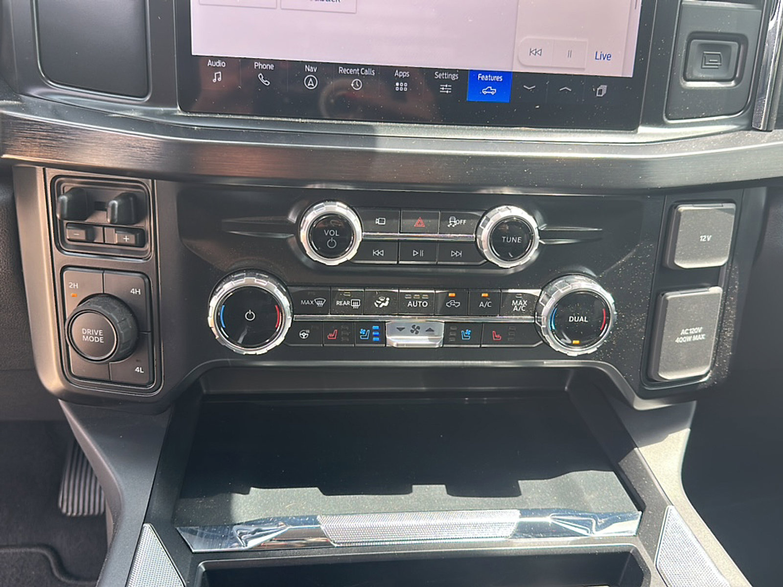 Used 2025 Ford F550 4x4 Crew Cab Super Duty image 31