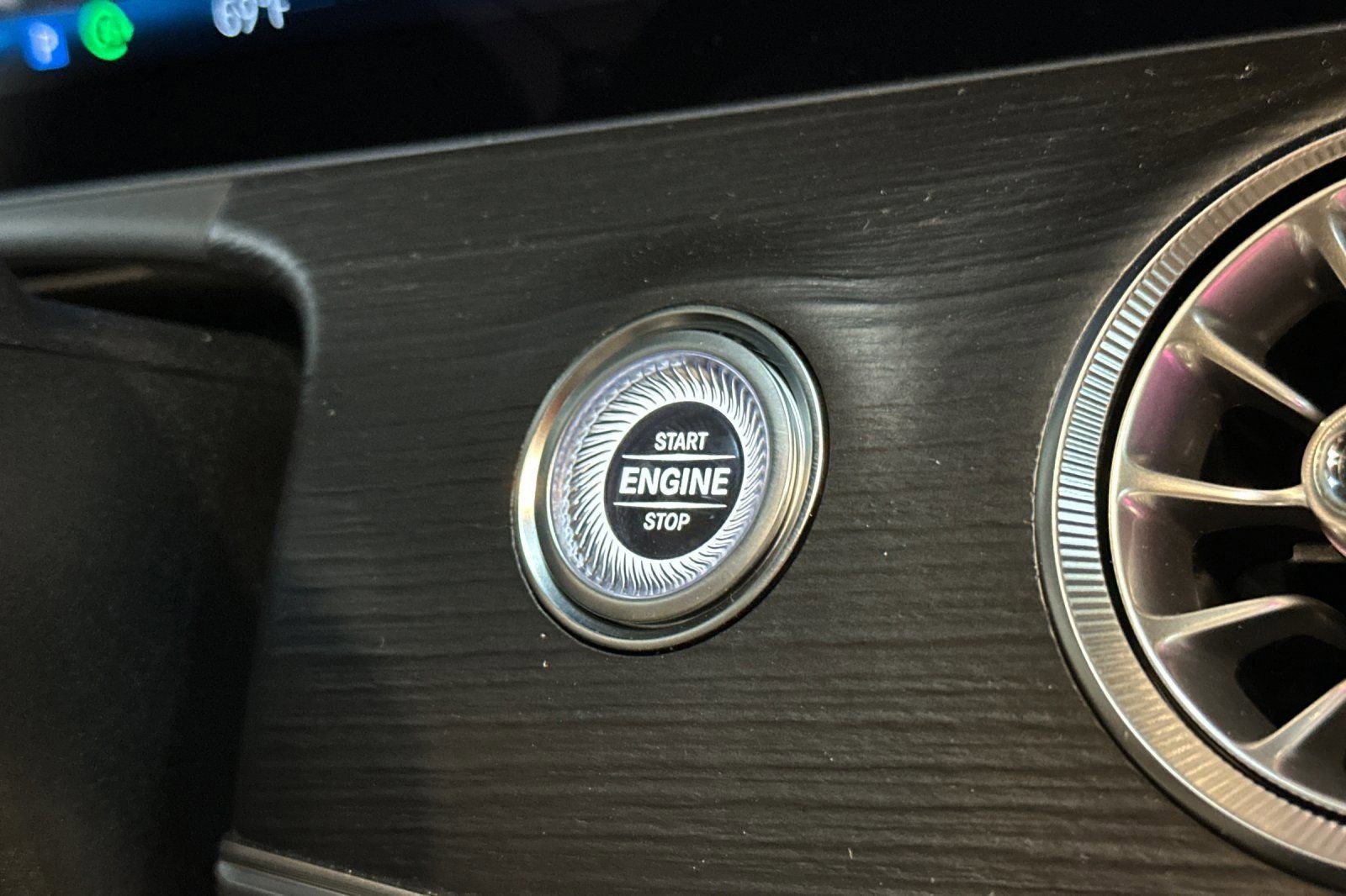 Certified 2024 Mercedes-Benz AMG GT 43 image 28