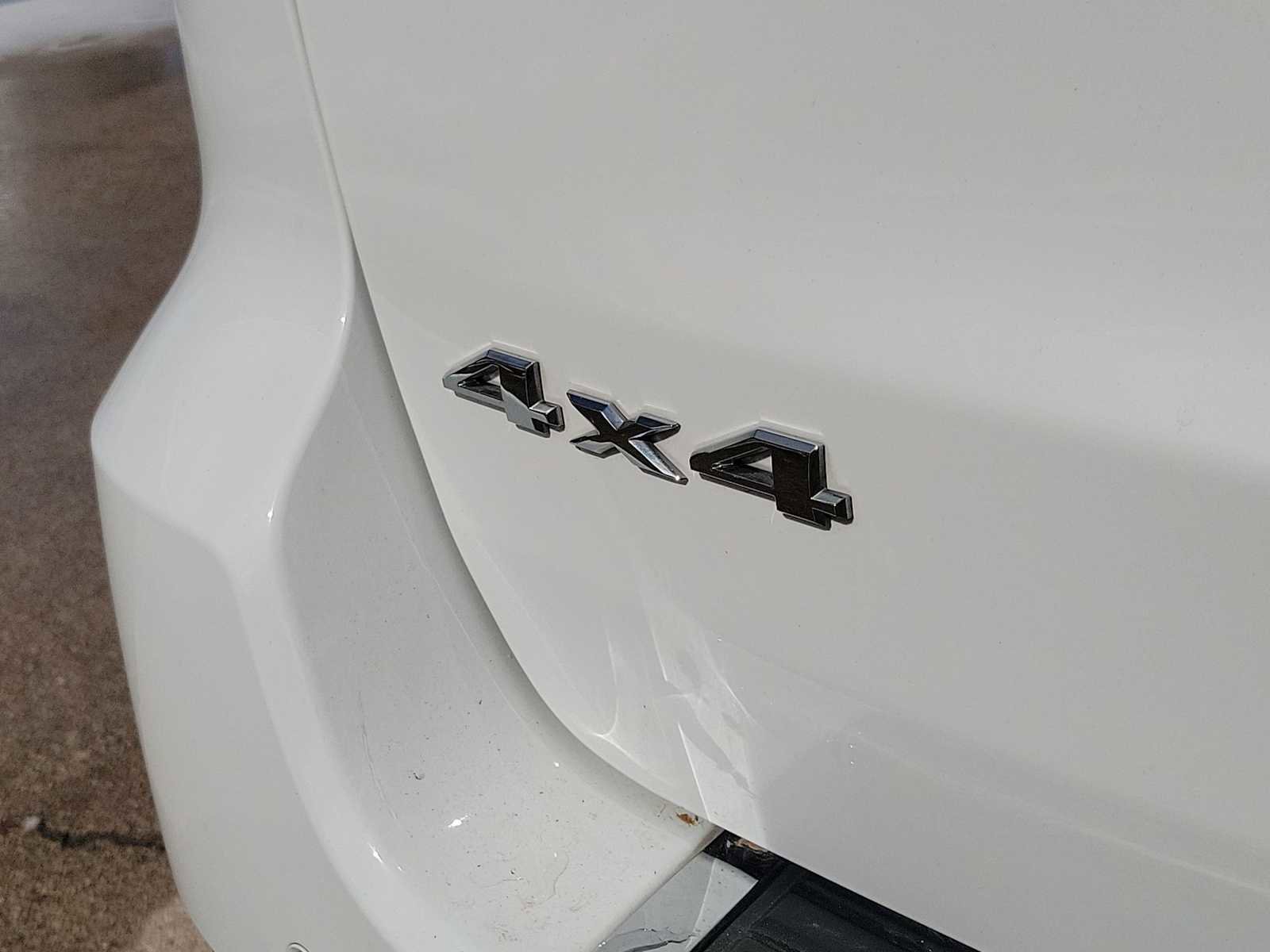 Used 2021 Jeep Grand Cherokee Overland image 2