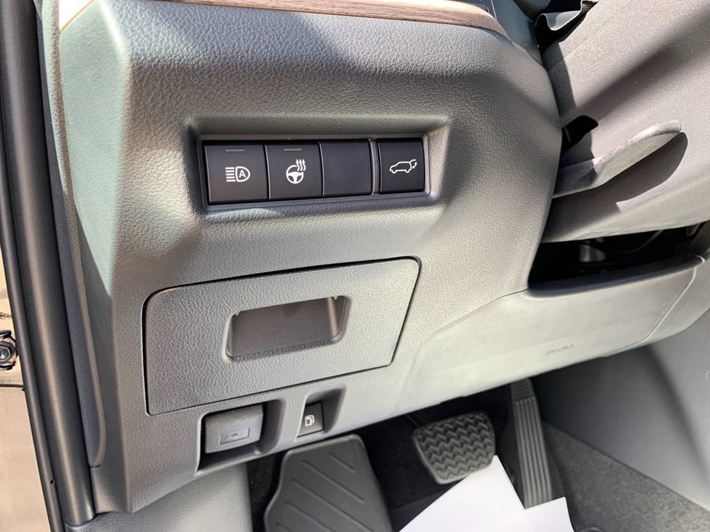 New 2026 Toyota Grand Highlander AWD image 31