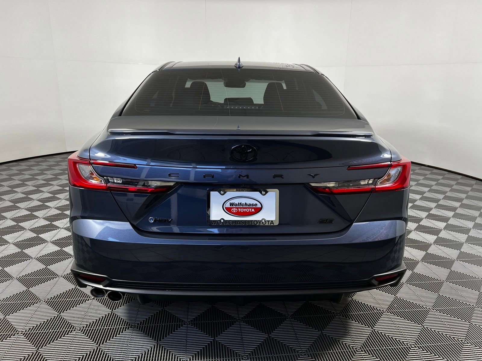 Used 2026 Toyota Camry SE w/ Multimedia Upgrade Package FWD image 6
