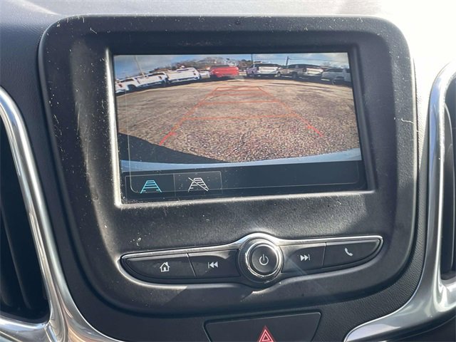 Used 2018 Chevrolet Equinox LT image 18