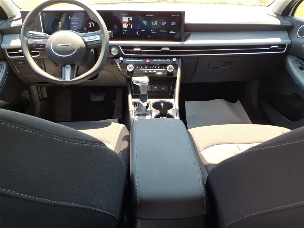 Certified 2025 Hyundai Sonata SE FWD image 13