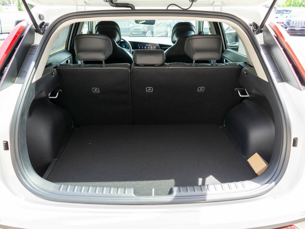 New 2026 Kia Niro EX FWD image 29