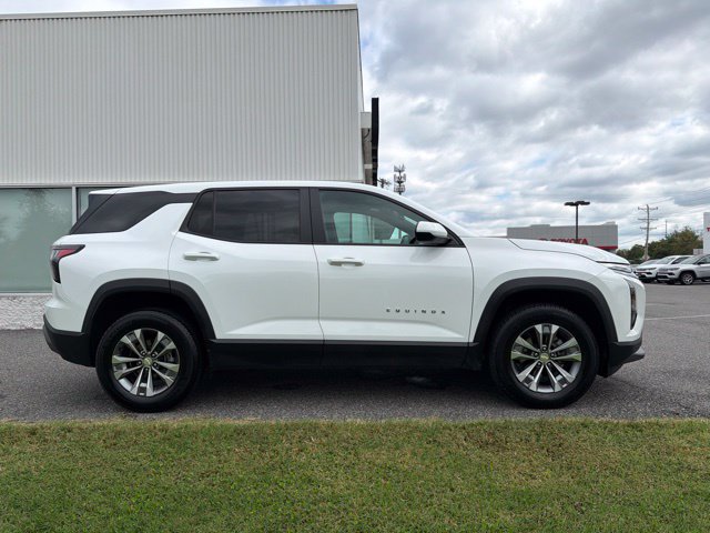 Used 2025 Chevrolet Equinox LT AWD/4WD image 10