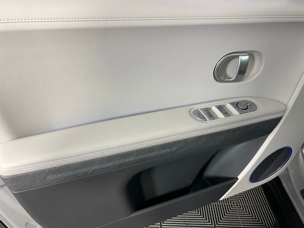 Used 2023 Hyundai Ioniq 5 SEL image 25