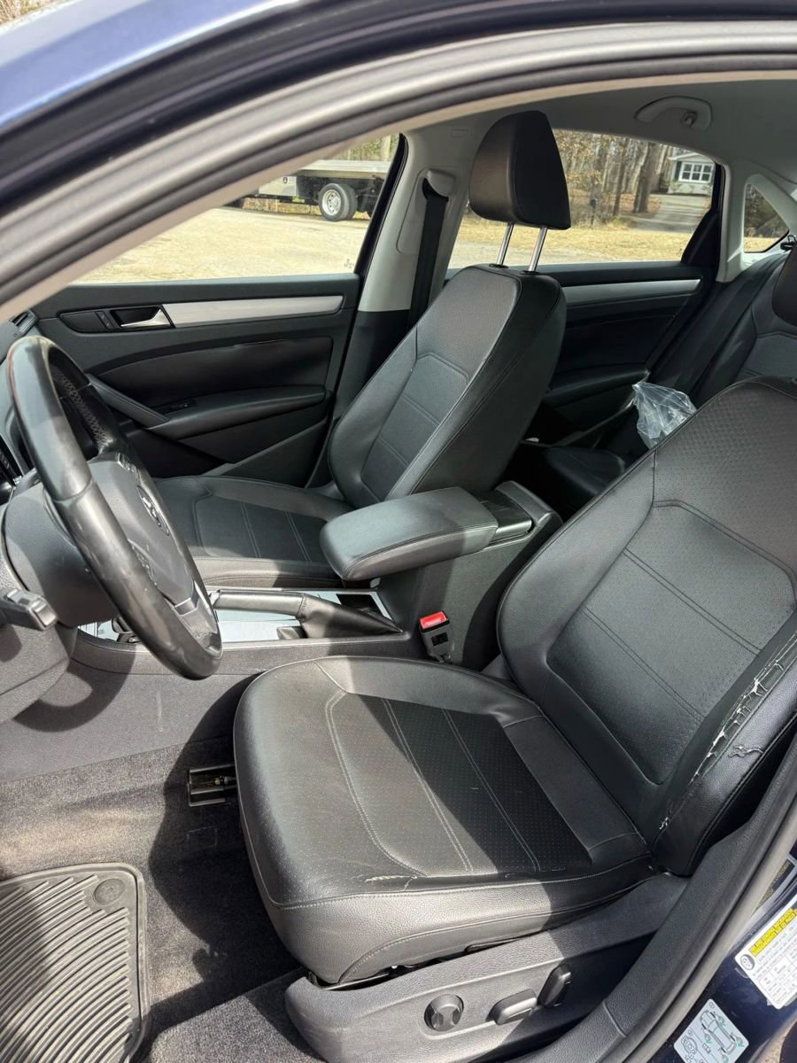 Used 2012 Volkswagen Passat 2.5 SE FWD image 10