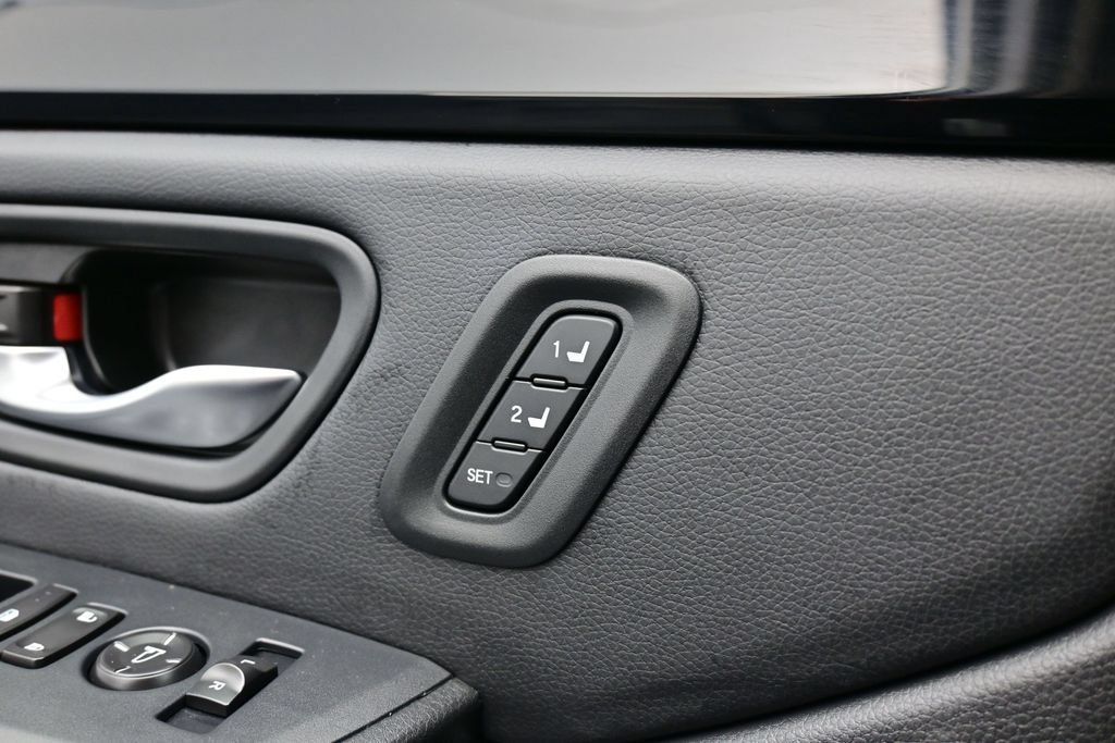 Used 2025 Honda Pilot EX-L image 21