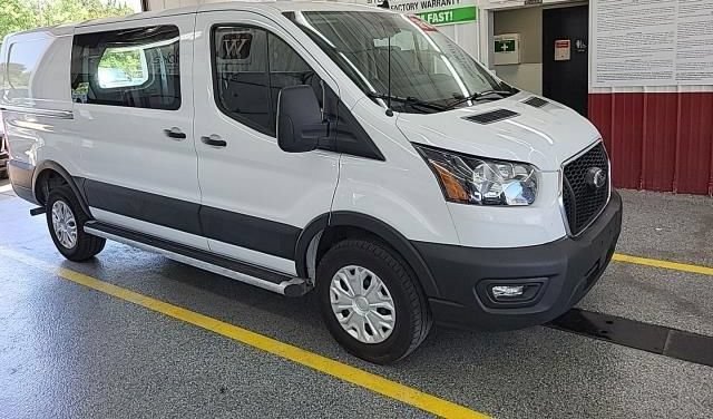 Used 2025 Ford Transit 250 Low Roof w/ Exterior Upgrade Package RWD image 2