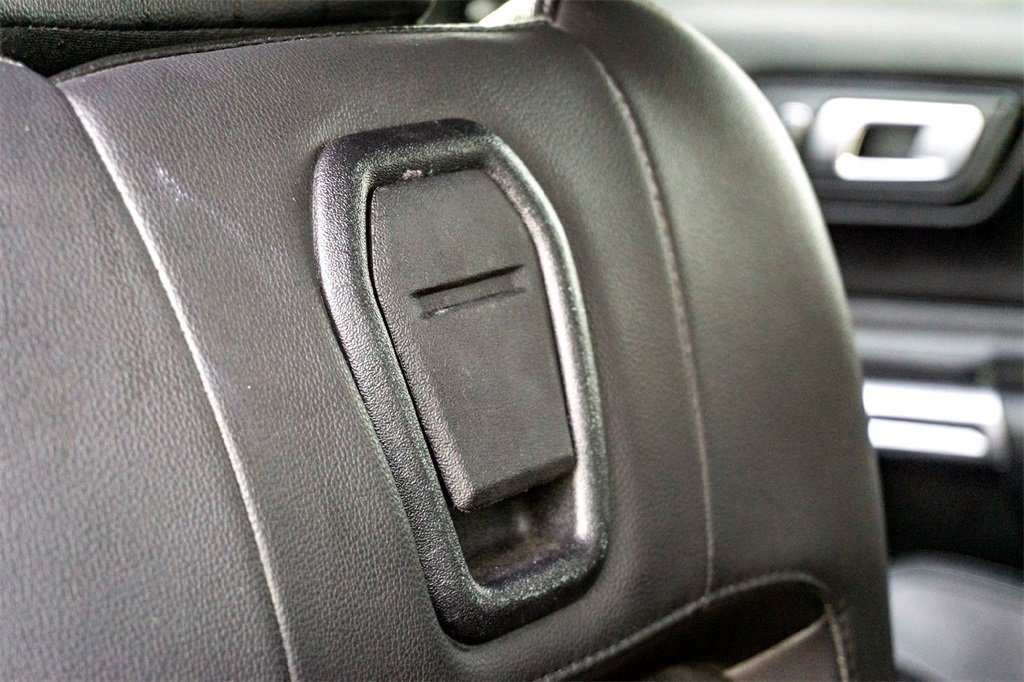 Used 2023 Ford Mustang Convertible image 27