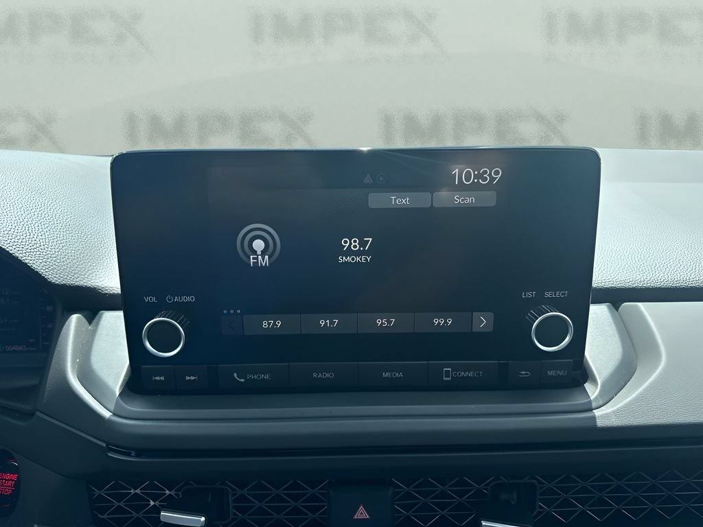 Used 2025 Honda Accord SE image 10