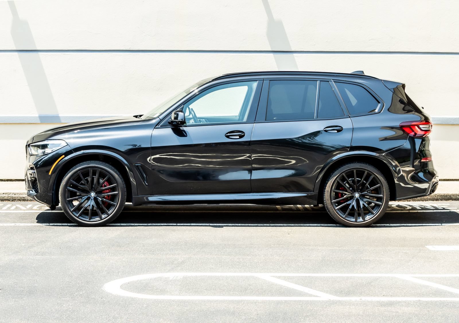 Used 2022 BMW X5 sDrive40i w/ M Sport Package RWD image 4