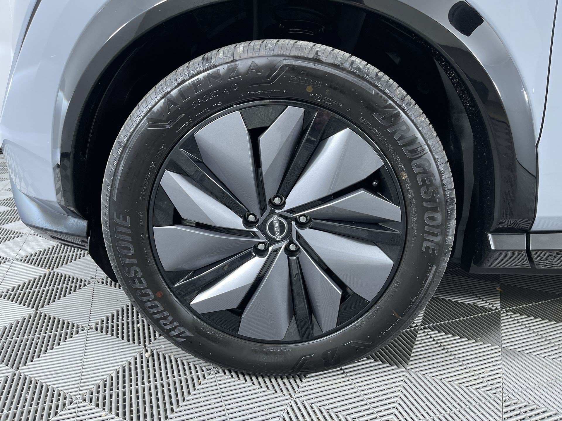 Certified 2024 Nissan Ariya AWD image 26