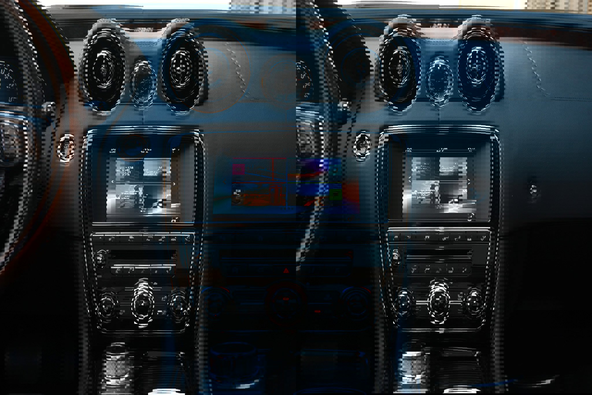 Used 2017 Jaguar XJ L Portfolio image 43