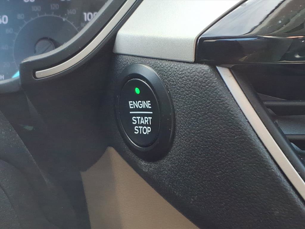 Used 2021 Ford Escape SE w/ Convenience Package image 18