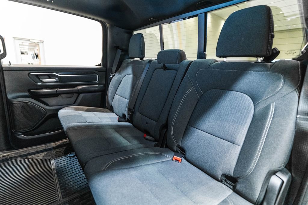 Used 2021 RAM 1500 Big Horn image 32