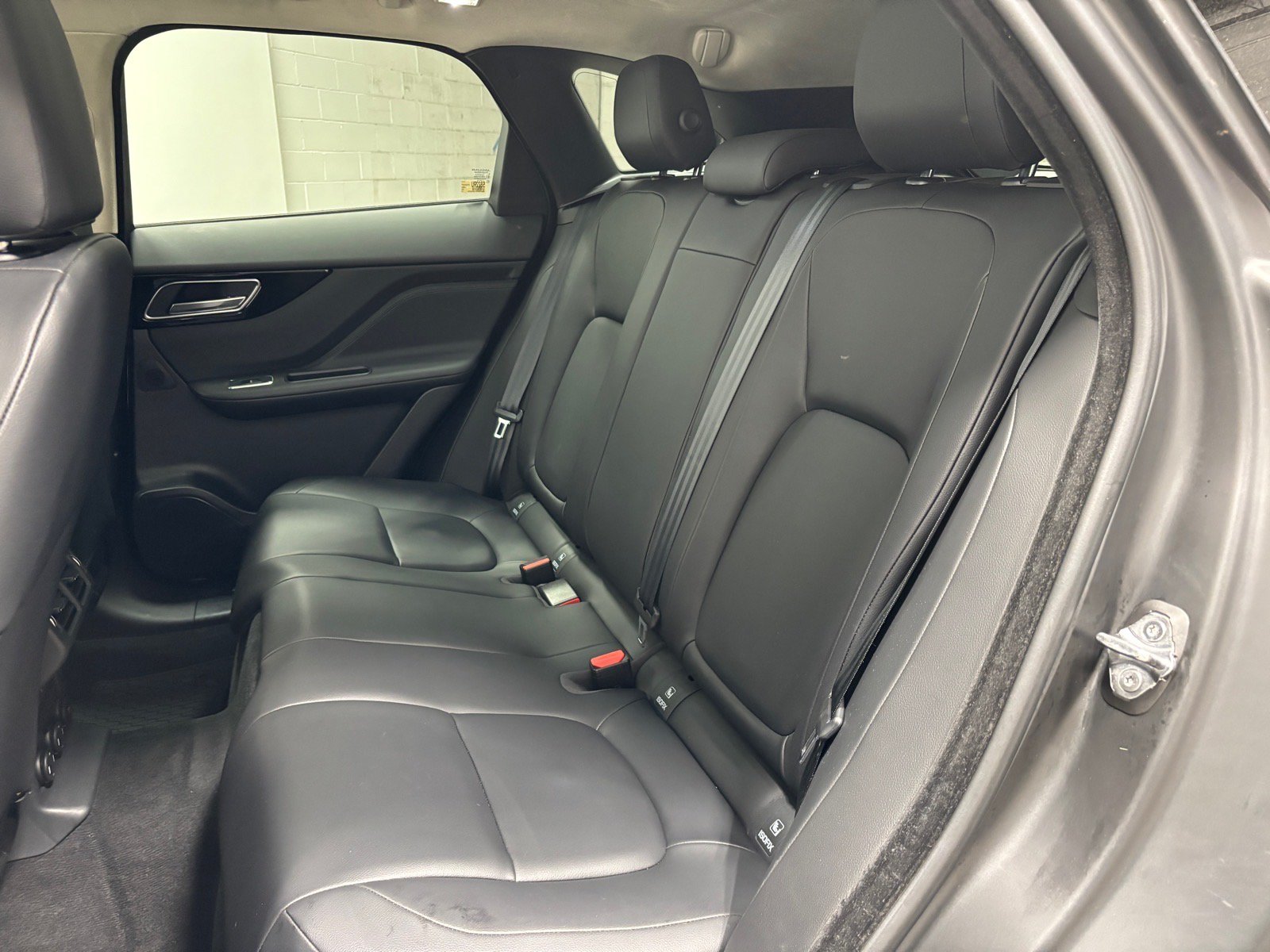 Used 2020 Jaguar F-PACE Premium AWD/4WD image 26