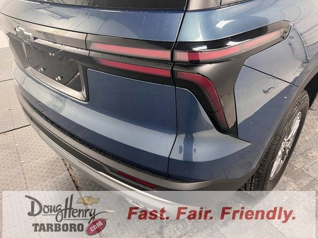 New 2026 Chevrolet Traverse LT w/ Driver Confidence Package FWD image 14