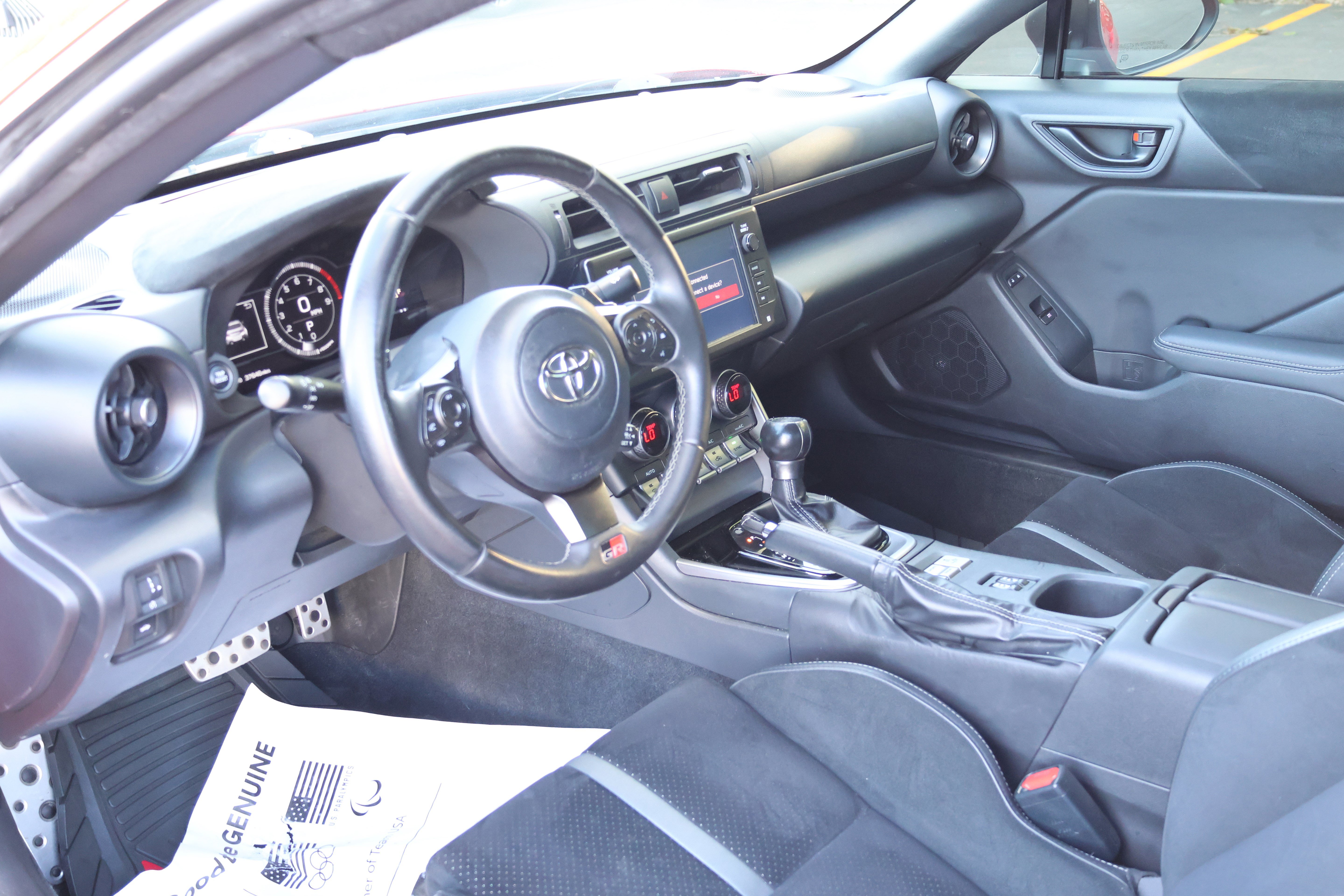 Used 2023 Toyota GR86 Premium RWD image 17