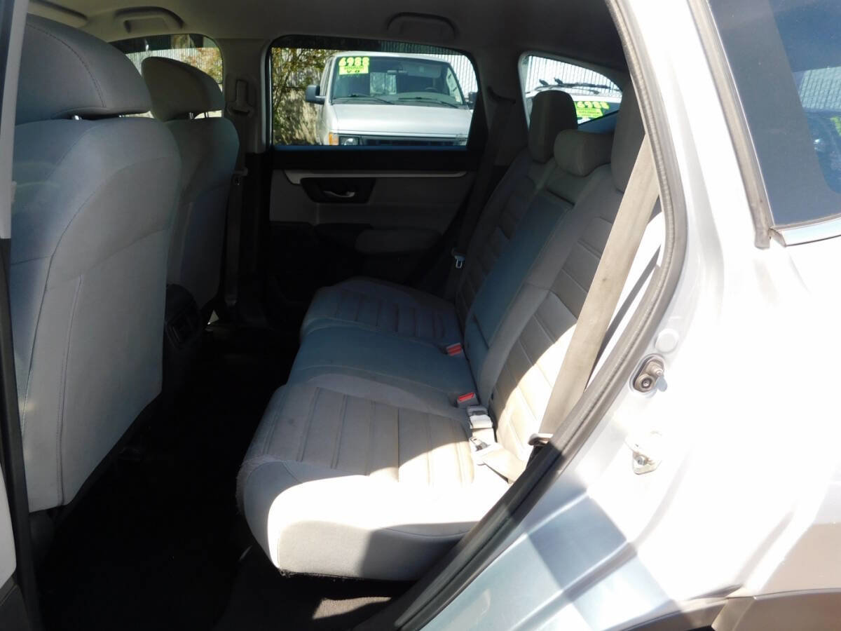 Used 2017 Honda CR-V LX image 6