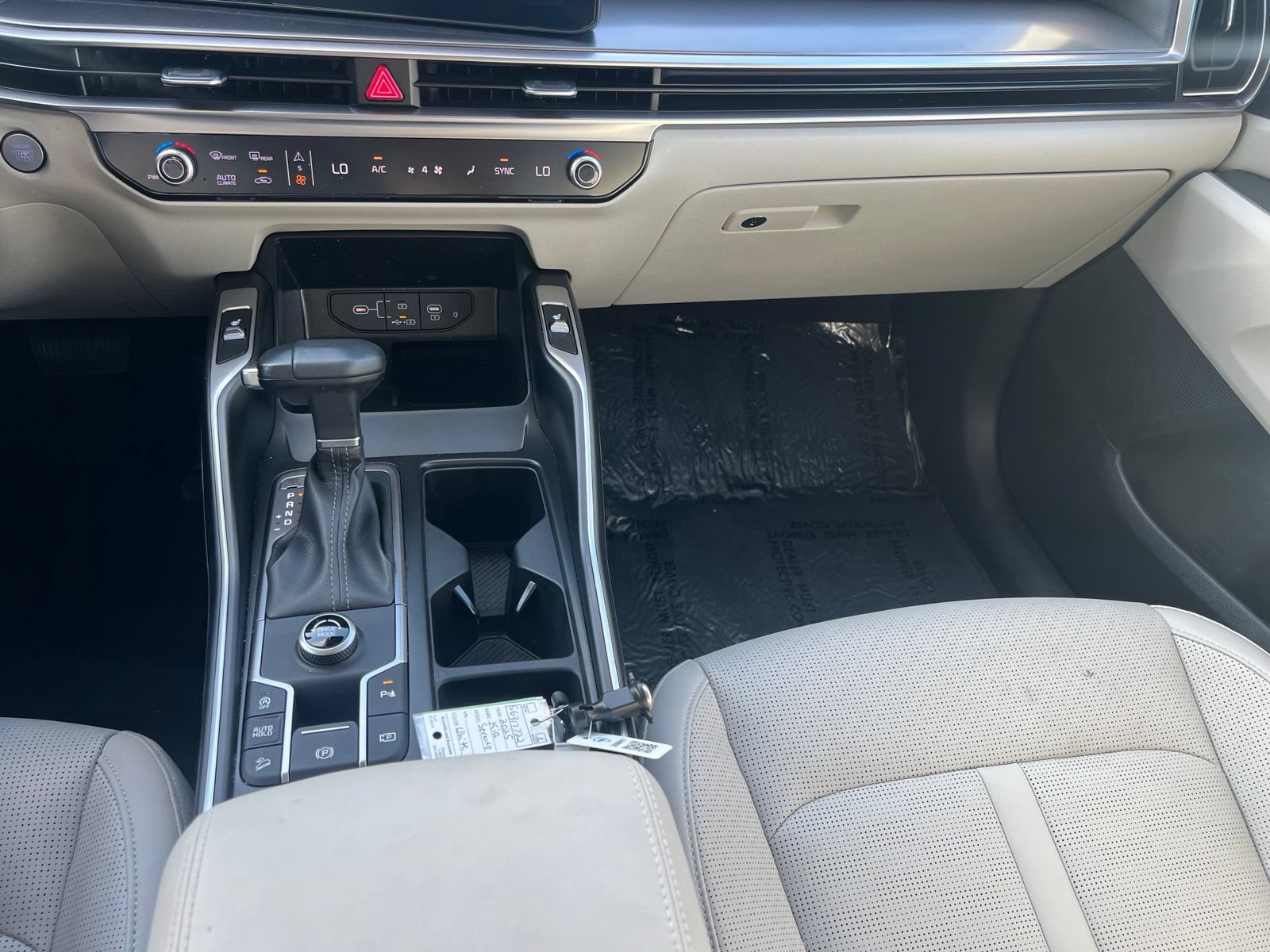 Used 2025 Kia Sorento S FWD image 32