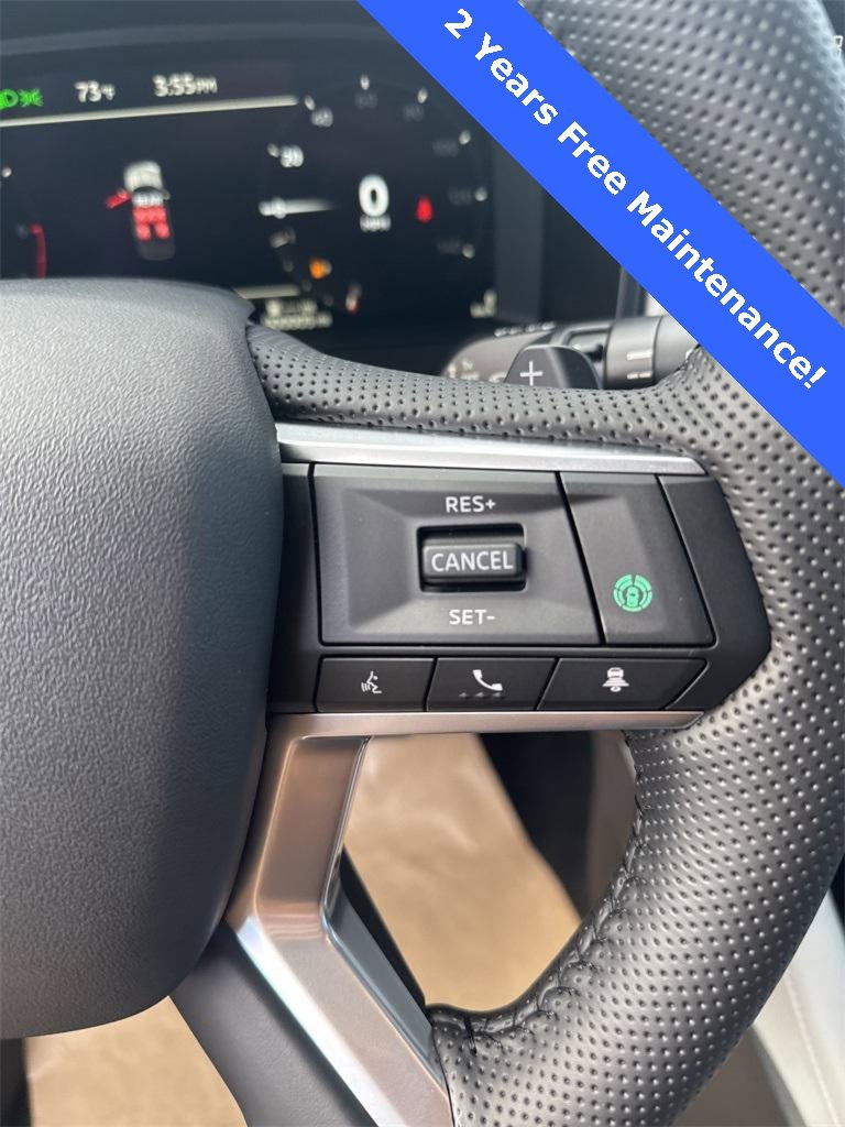 New 2025 Mitsubishi Outlander SE image 23