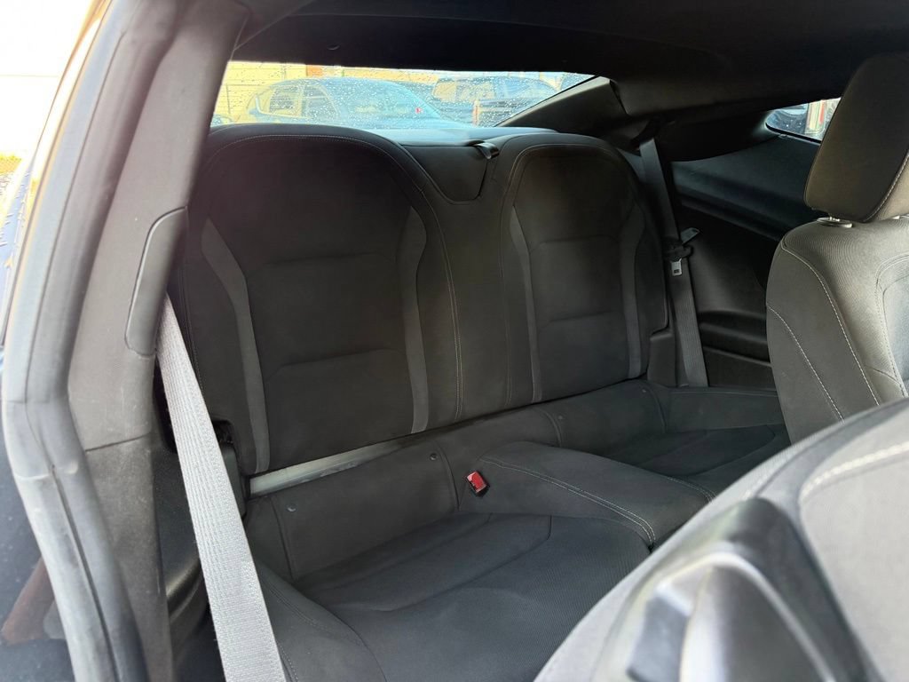 Used 2022 Chevrolet Camaro LT w/ RS Package RWD image 9