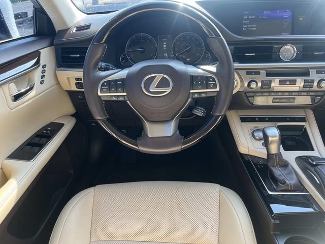 Used 2018 Lexus ES 350 w/ Navigation System Package FWD image 13