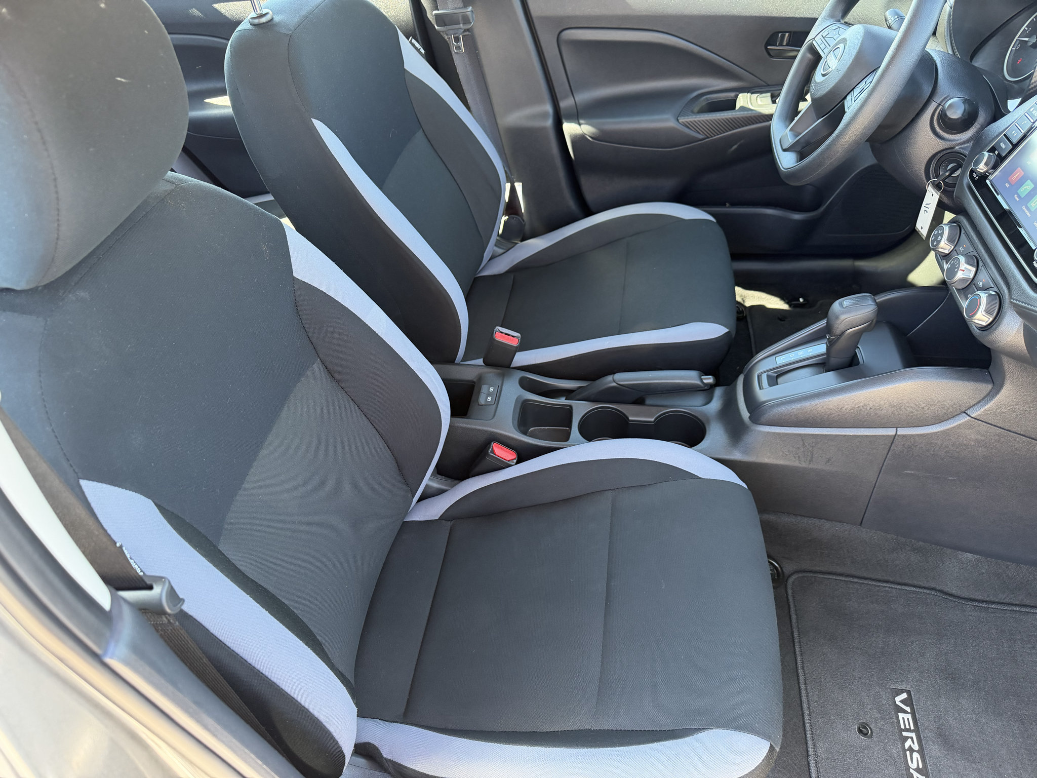 Used 2025 Nissan Versa S w/ Trunk Package FWD image 21