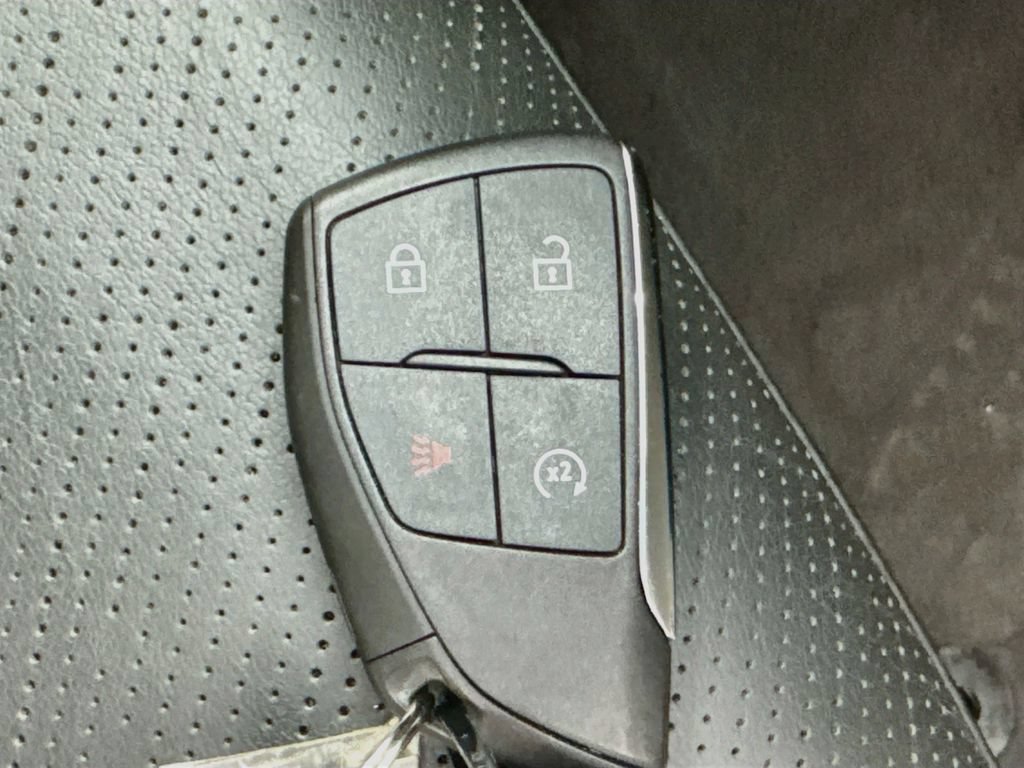 Used 2025 Buick Envision Sport Touring AWD/4WD image 36
