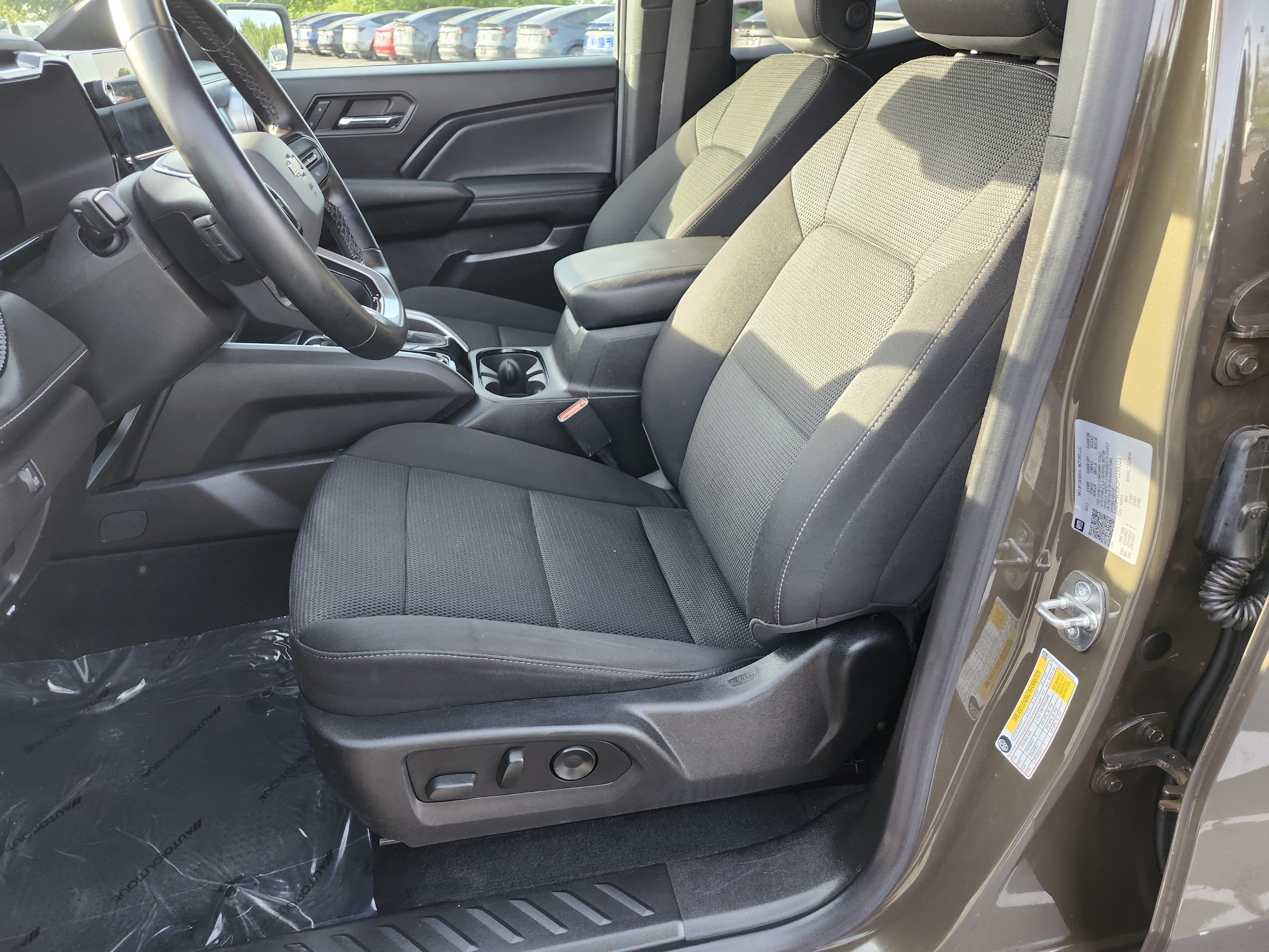 Used 2023 Chevrolet Colorado LT w/ LT Convenience Package II RWD image 24