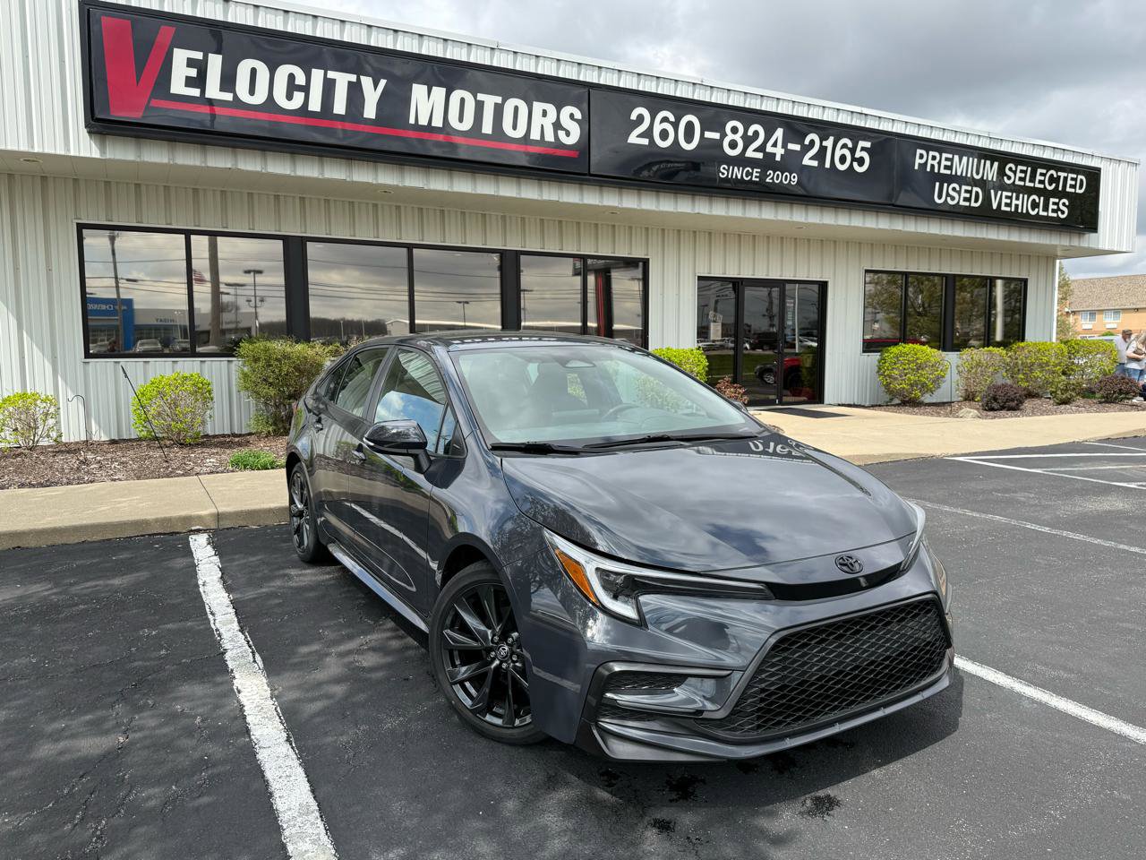 Used 2023 Toyota Corolla SE image 6
