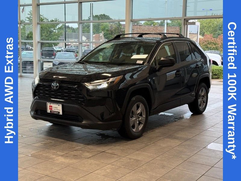 Used 2025 Toyota RAV4 LE AWD/4WD image 6