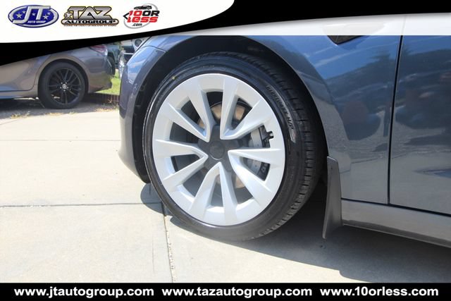 Used 2022 Tesla Model 3 RWD image 5