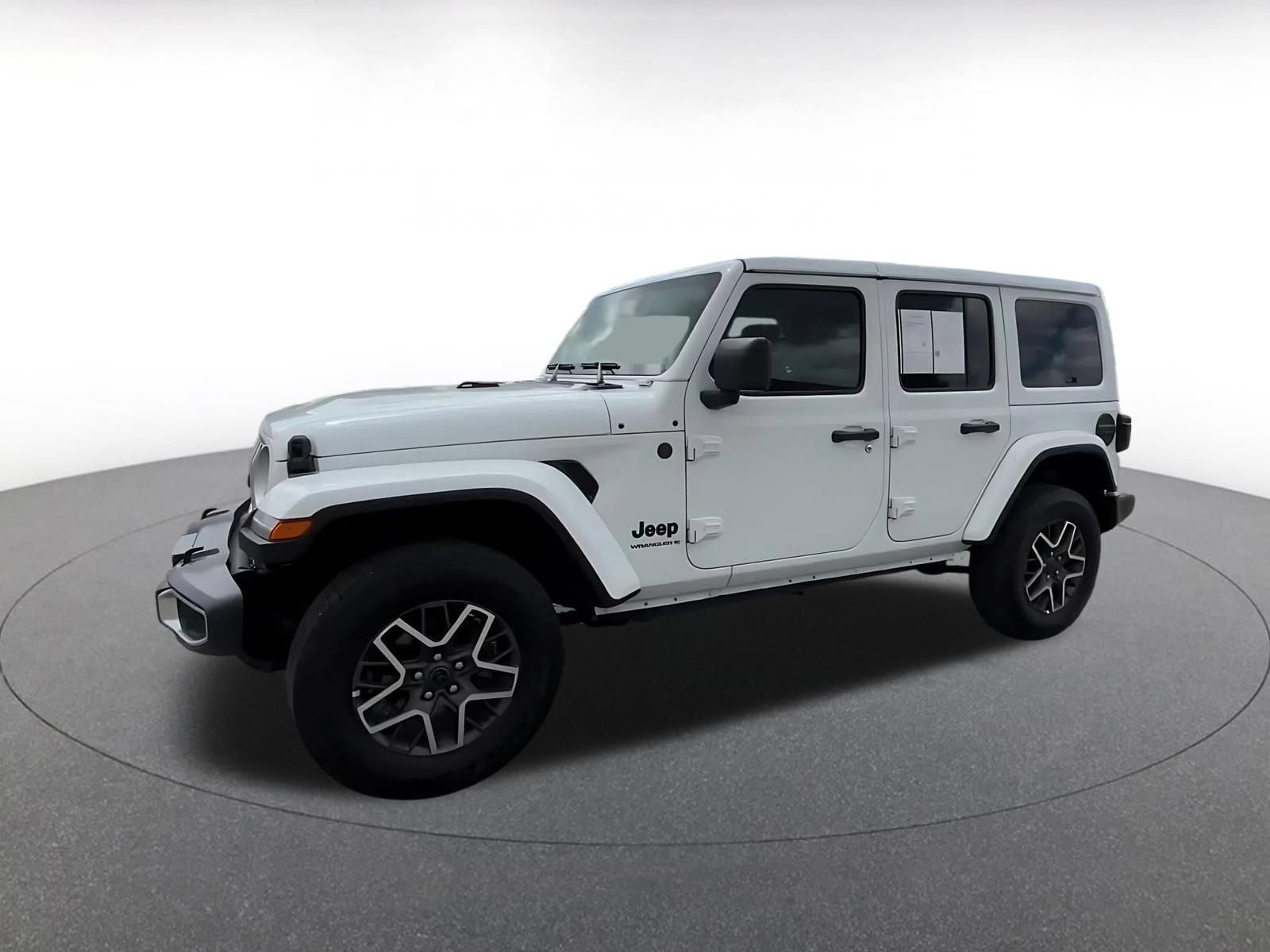 Used 2025 Jeep Wrangler Unlimited Sahara AWD/4WD image 8