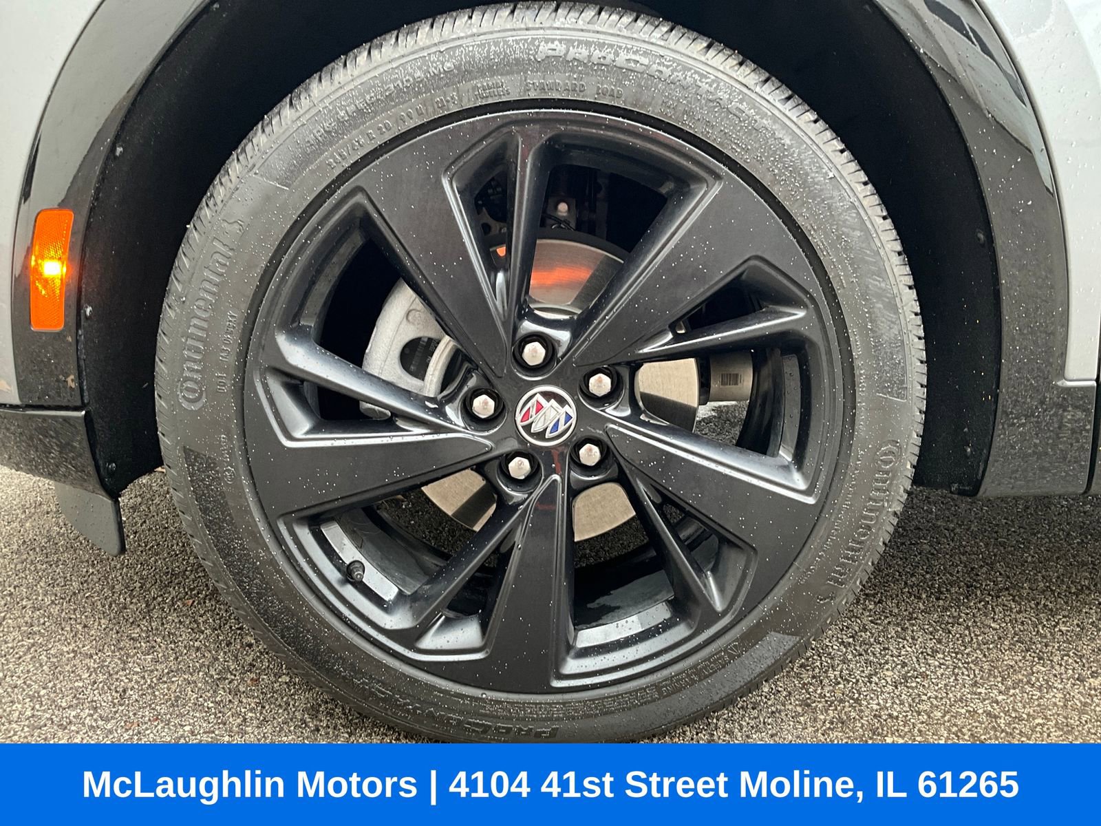 Used 2022 Buick Envision Essence w/ Sport Touring Package image 15