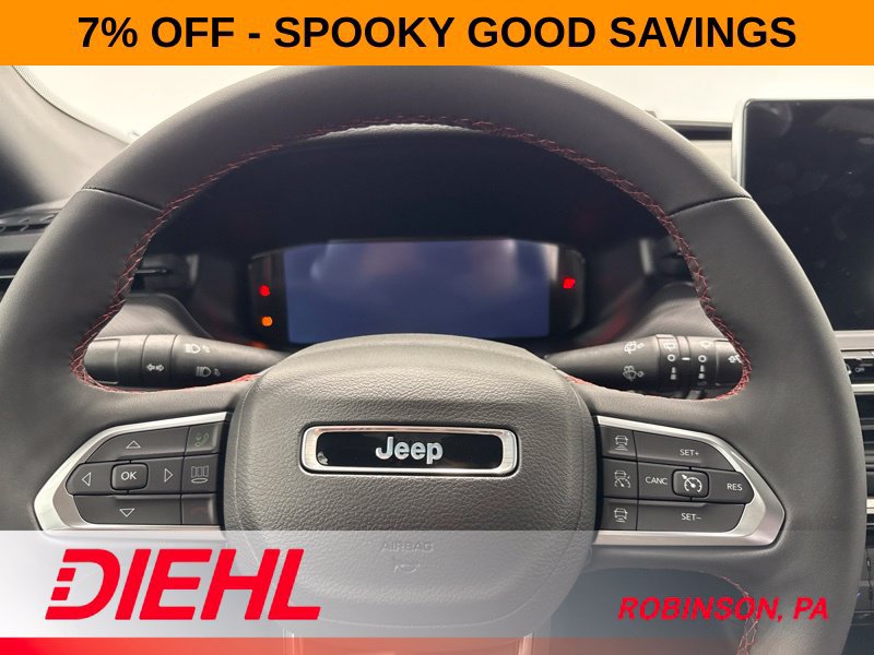 New 2026 Jeep Compass Trailhawk w/ Sun, Sound & Navigation Group AWD/4WD image 24