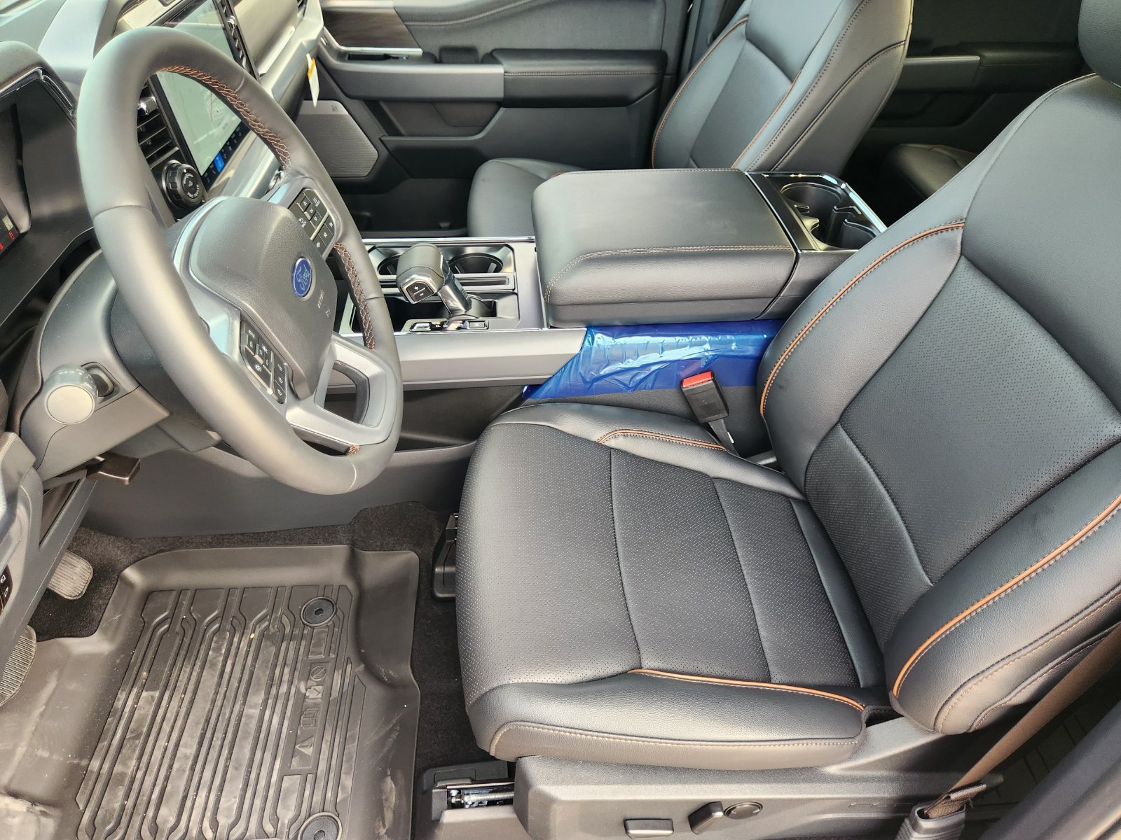 New 2026 Ford F150 Lariat w/ Equipment Group 501A Mid AWD/4WD image 14