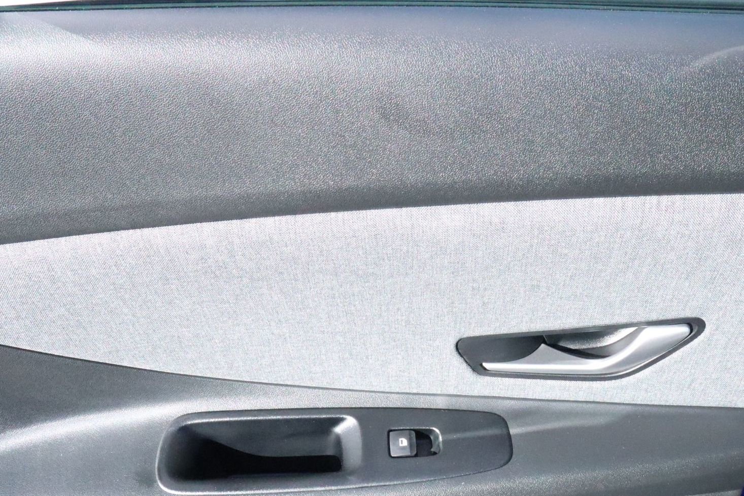 New 2026 Hyundai Elantra Limited image 24