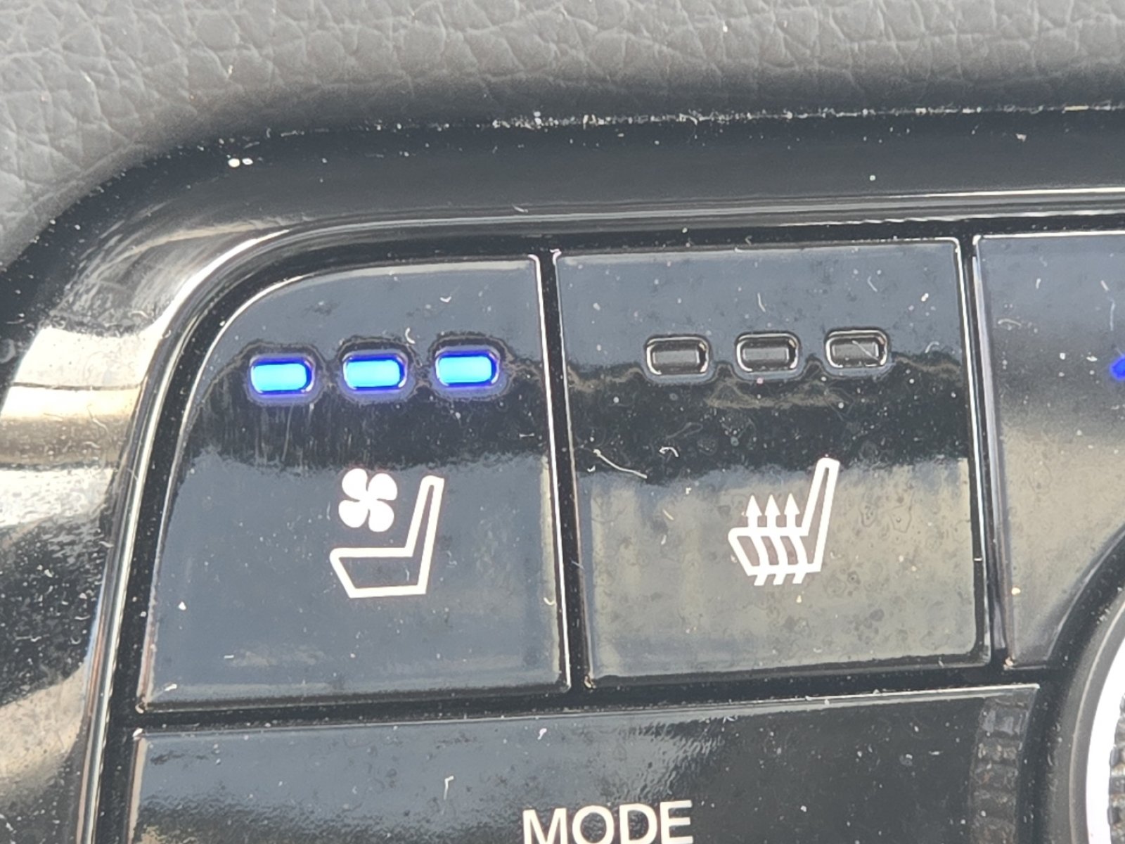 Used 2023 Honda Pilot Elite image 7