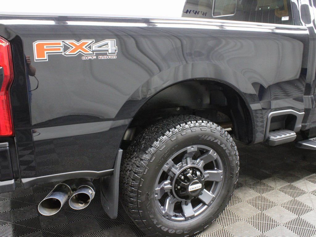 Used 2024 Ford F250 Lariat w/ Lariat Ultimate Package image 40