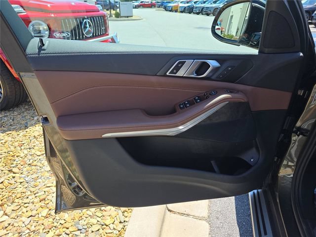 Used 2021 BMW X5 xDrive45e w/ Convenience Package AWD/4WD image 18