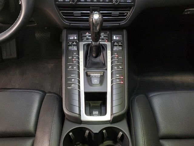 Used 2019 Porsche Macan image 23