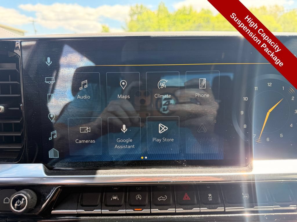 Used 2024 Chevrolet Silverado 1500 LT AWD/4WD image 24