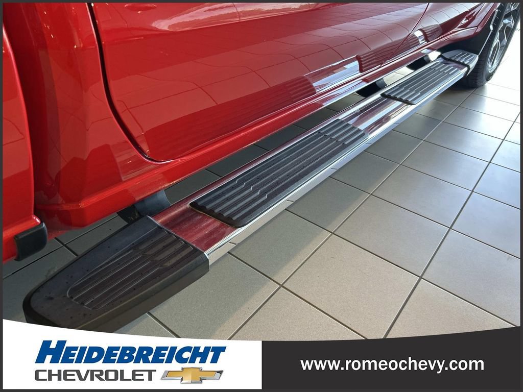 Used 2023 Chevrolet Silverado 1500 LT AWD/4WD image 35