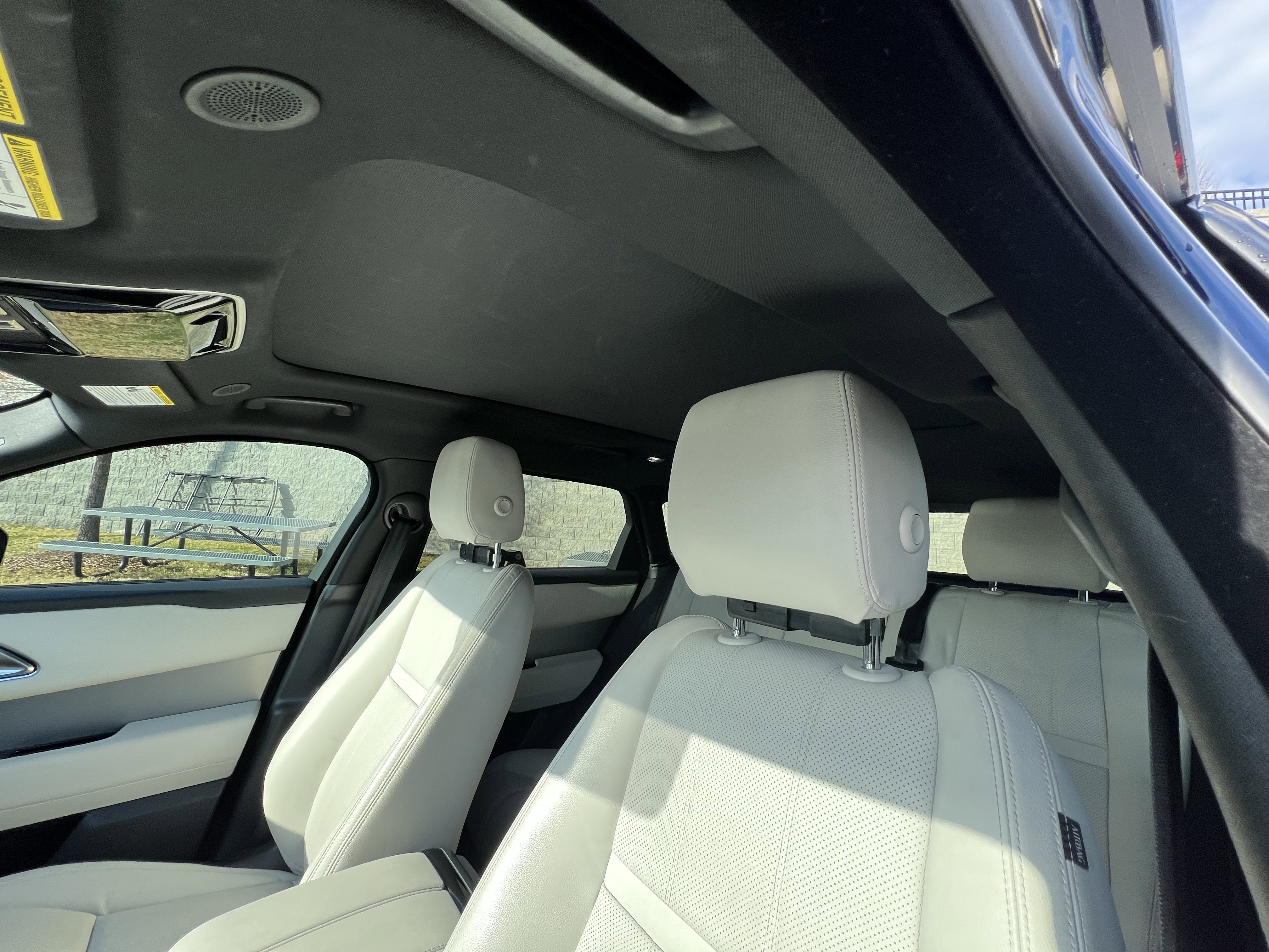 Certified 2022 Land Rover Range Rover Velar R-Dynamic S image 18