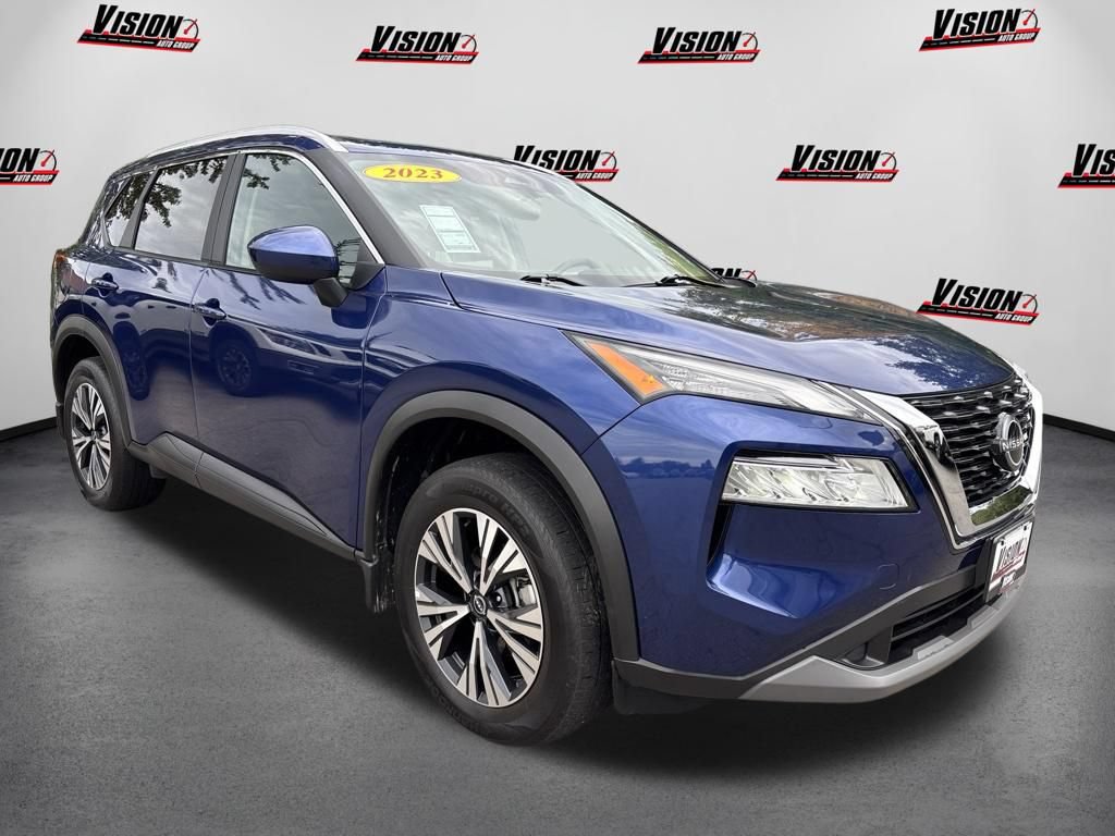 Certified 2023 Nissan Rogue SV w/ SV Premium B Package AWD/4WD image 3
