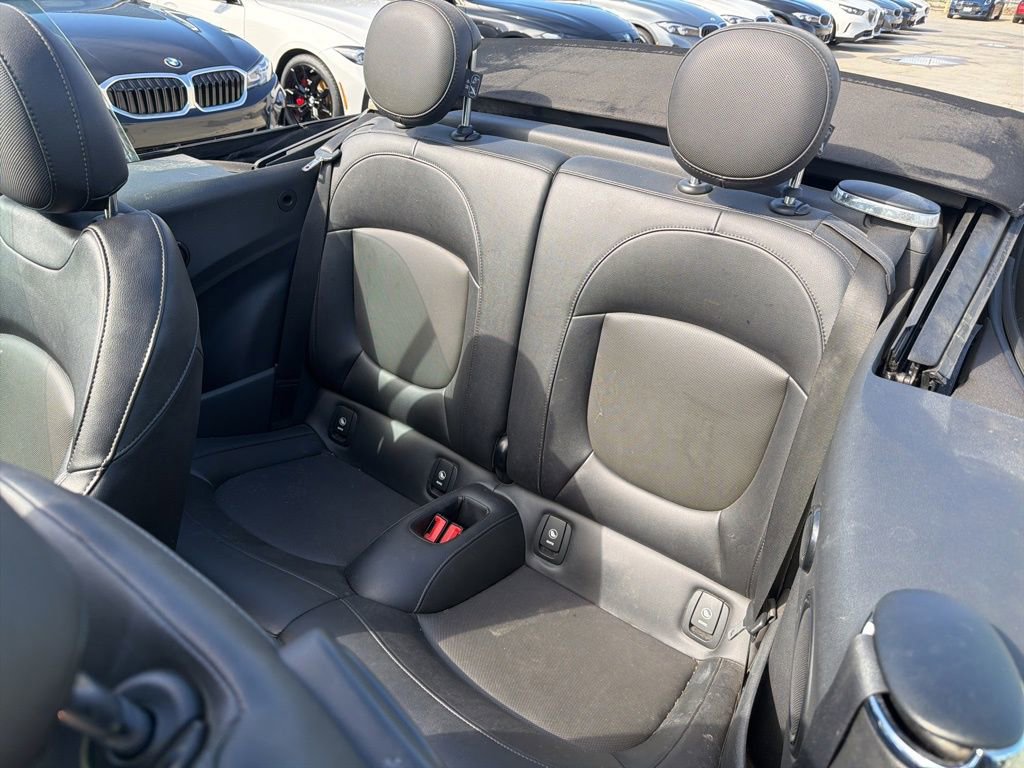 Used 2018 MINI Cooper S w/ Premium Package image 18